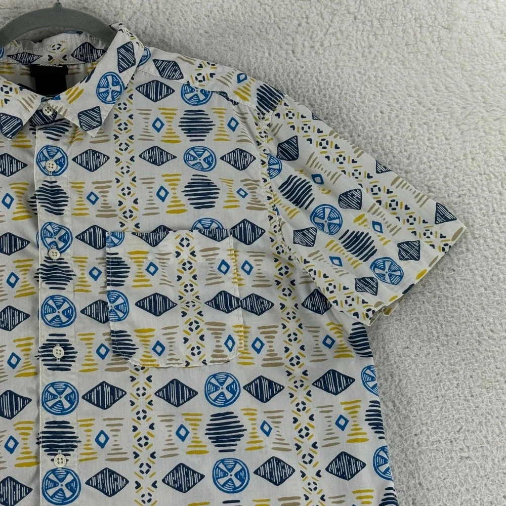 The North Face Baytrail Button-Up Shirt Men Size XL Blue Yellow Geo Short Sleeve
